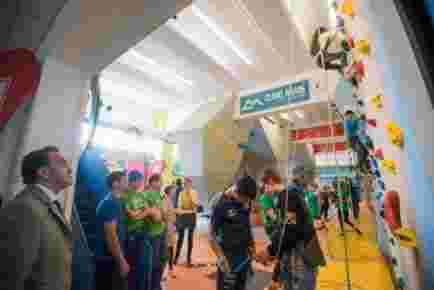 centru de terapie prin escaladă și sport pentru copiii cu nevoi speciale