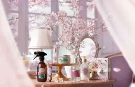 SAKURA BLOOM noua colecție în ediție limitată marca SABON