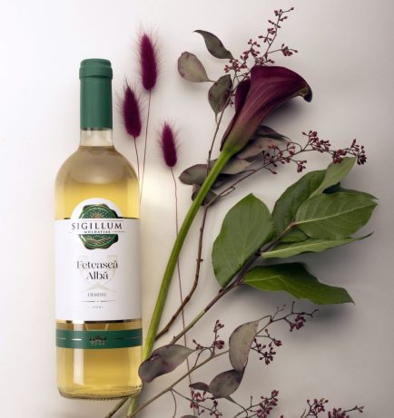 Sigillum Moldaviae, un vin cu gust autentic românesc, produs în podgoriile renumite ale Moldovei.