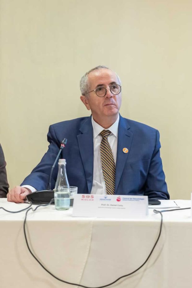 Prof. Dr. Daniel Coriu