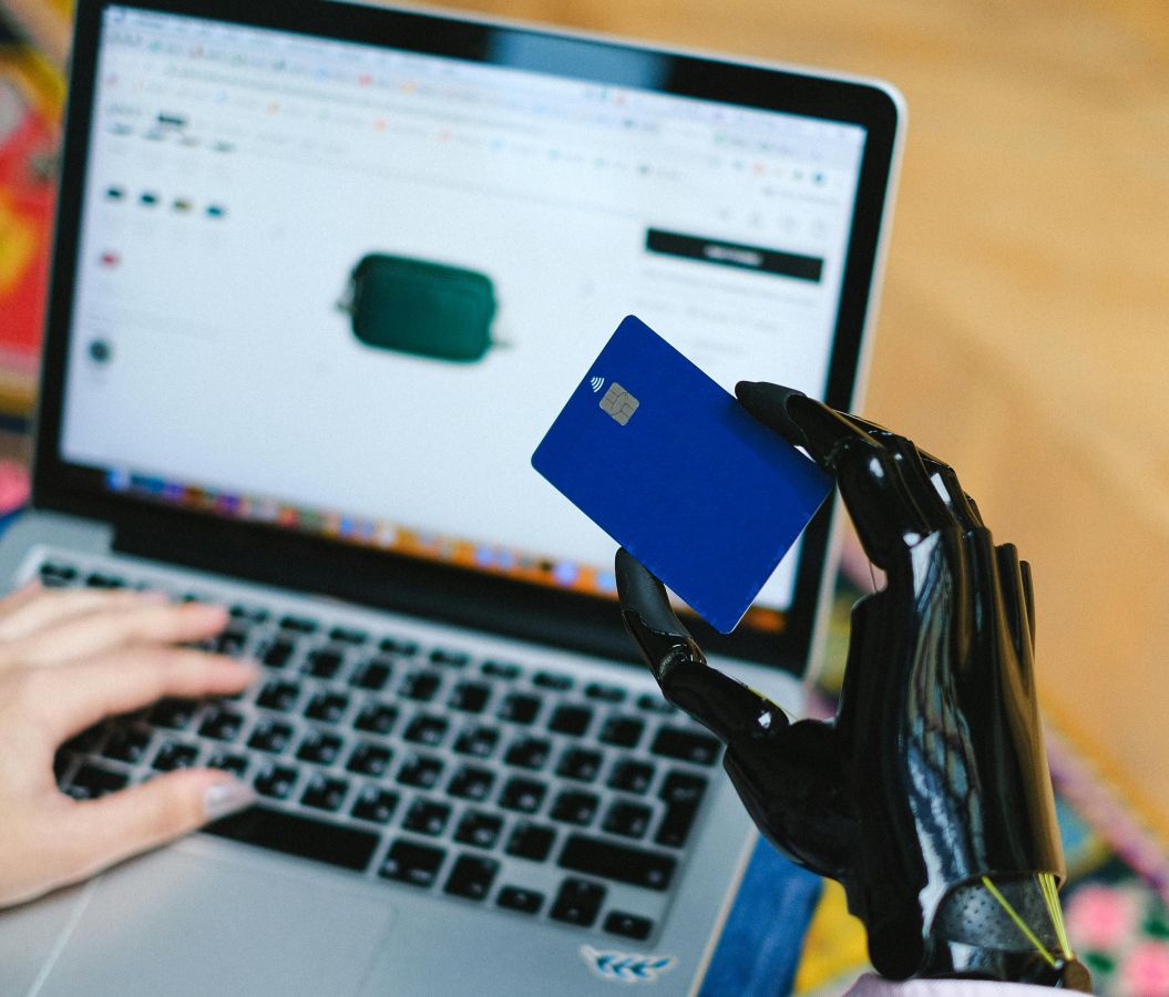 Visa lansează Intelligent Commerce Connect pentru comerțul asistat de AI